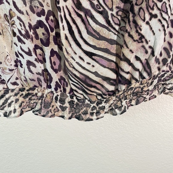 Chico’s Animal Print Silk Top Size 2 - Picture 9 of 14